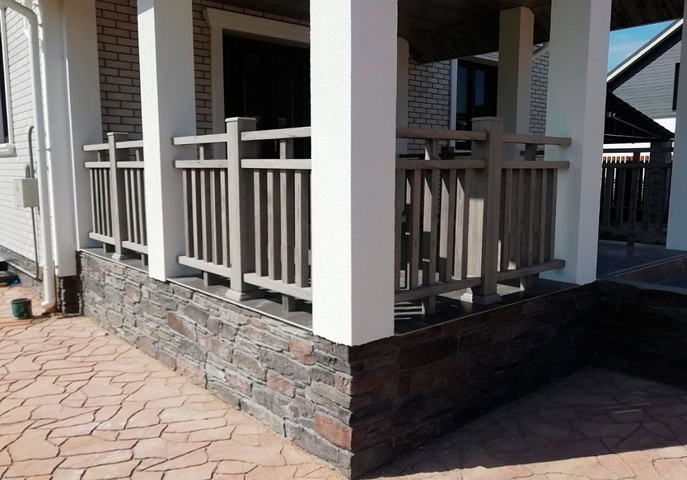 Обустройство крытой террасы дома в Колодищах Обустройство крытой террасы дома в Колодищах