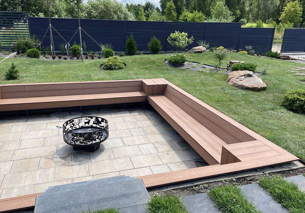 Терраса с зоной барбекю в частном доме Терраса с зоной барбекю в частном доме