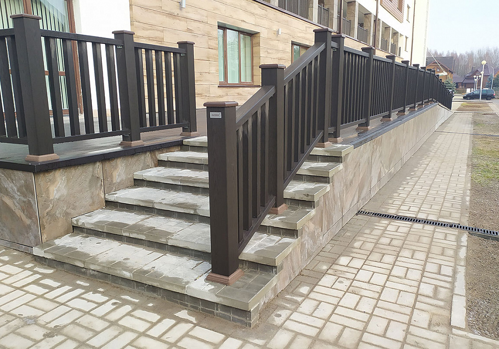 Обустройство входной группы гостиничного комплекса Обустройство входной группы гостиничного комплекса