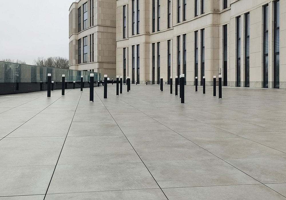 Терраса из керамогранита на опорах Терраса из керамогранита на опорах