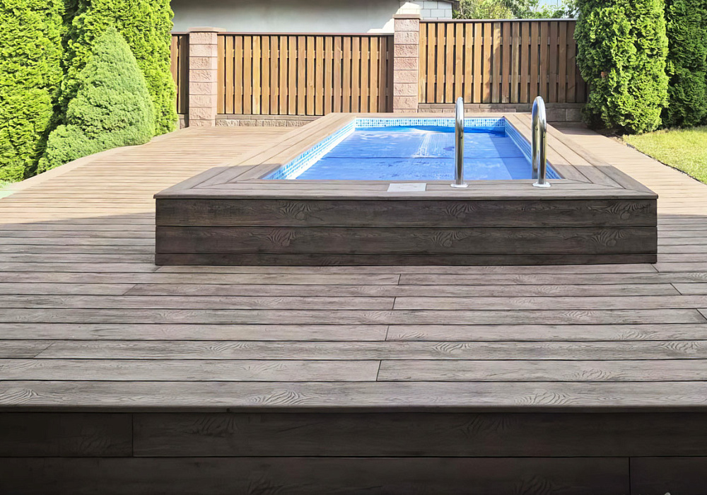 Обновление покрытия зоны бассейна Обновление покрытия зоны бассейна