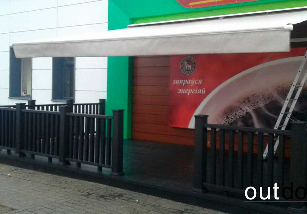 Терраса с ограждением на АЗС Терраса с ограждением на АЗС