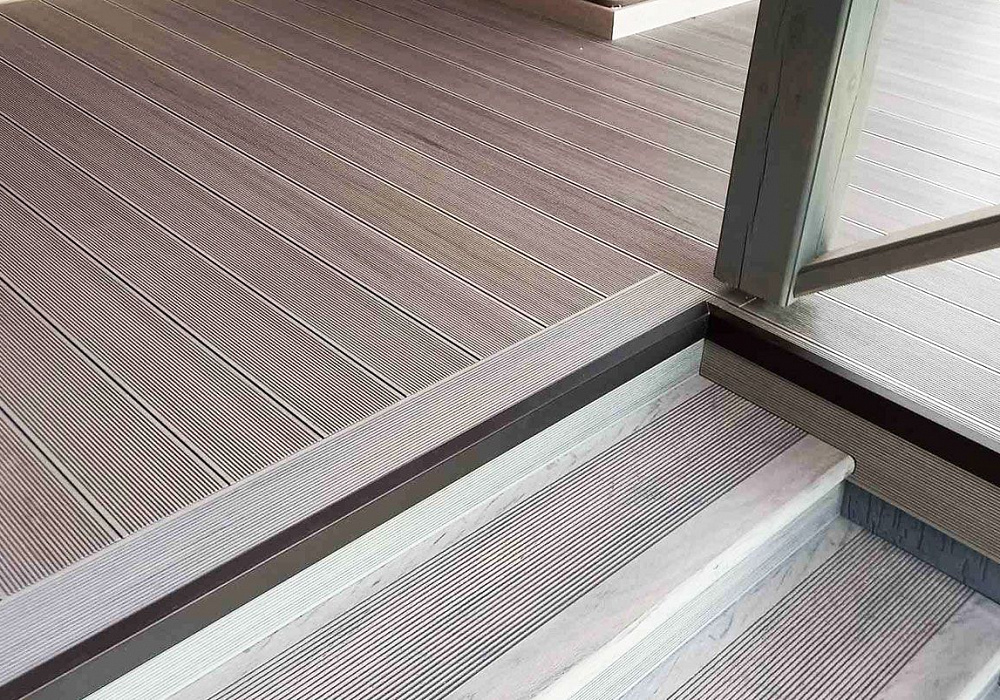 Реновация террасы со ступенями в частном доме Реновация террасы со ступенями в частном доме