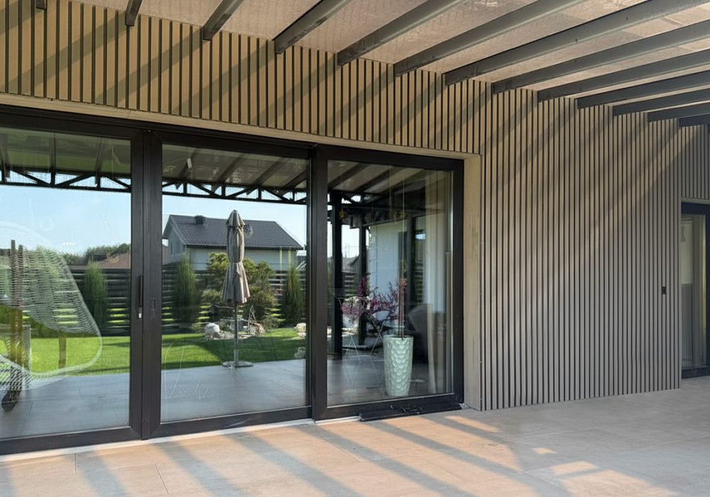 Облицовка фасада универсальными 3D-панелями Облицовка фасада универсальными 3D-панелями