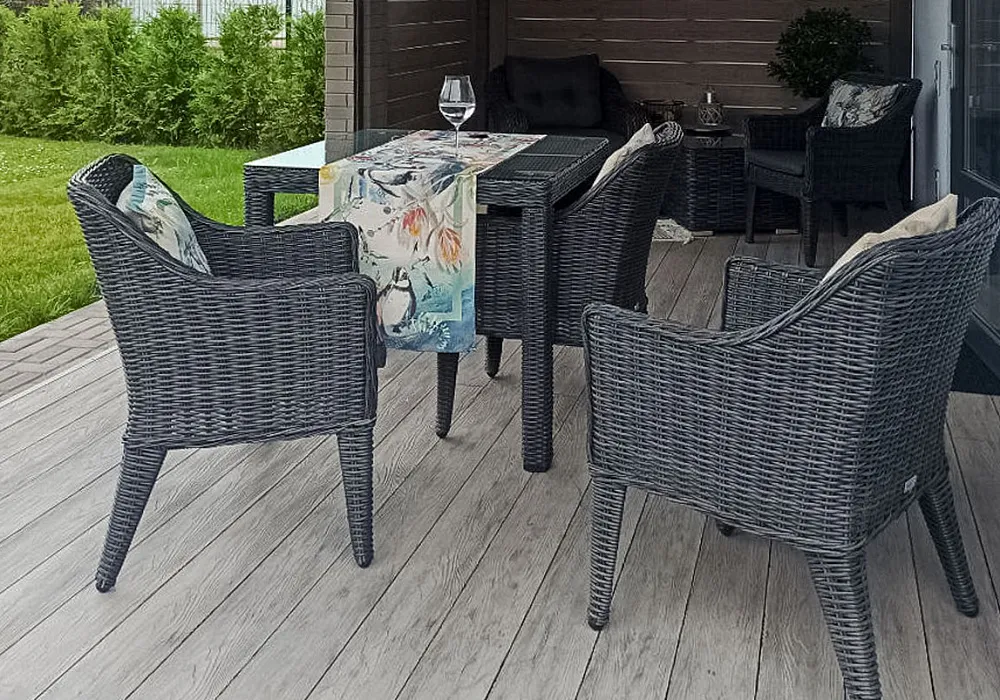 Мебель из ротанга на террасах частного дома Мебель из ротанга на террасах частного дома