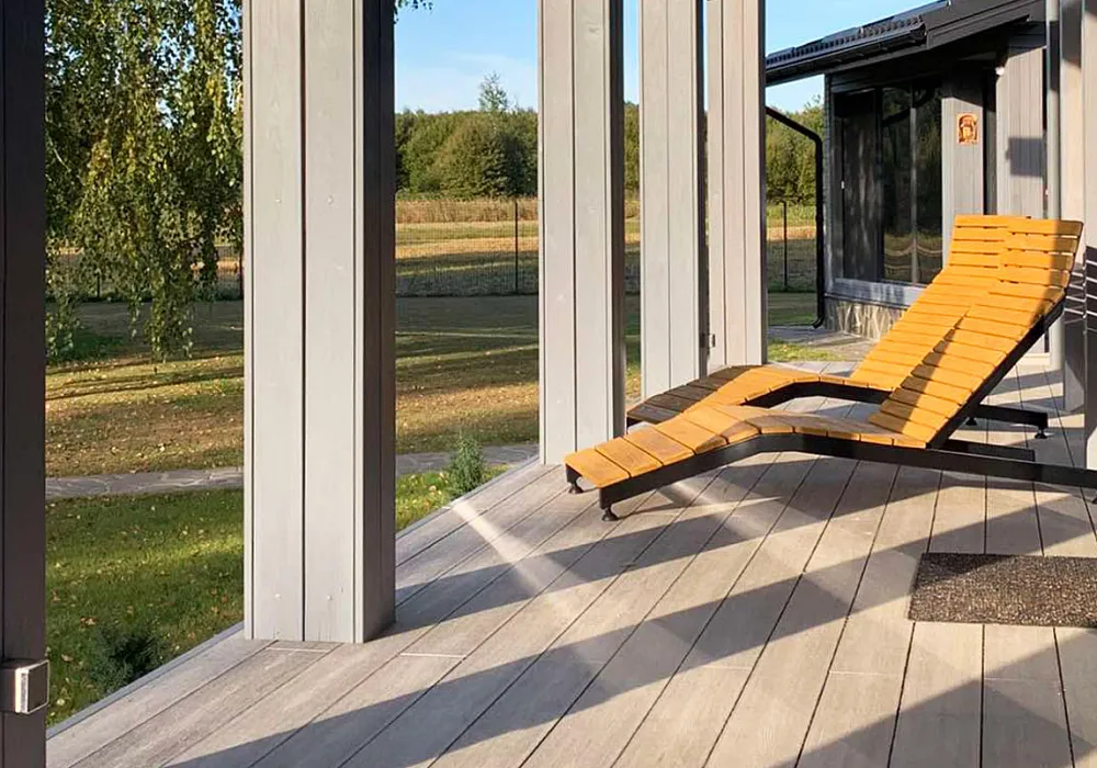 Терраса ДПК в загородном доме Терраса ДПК в загородном доме