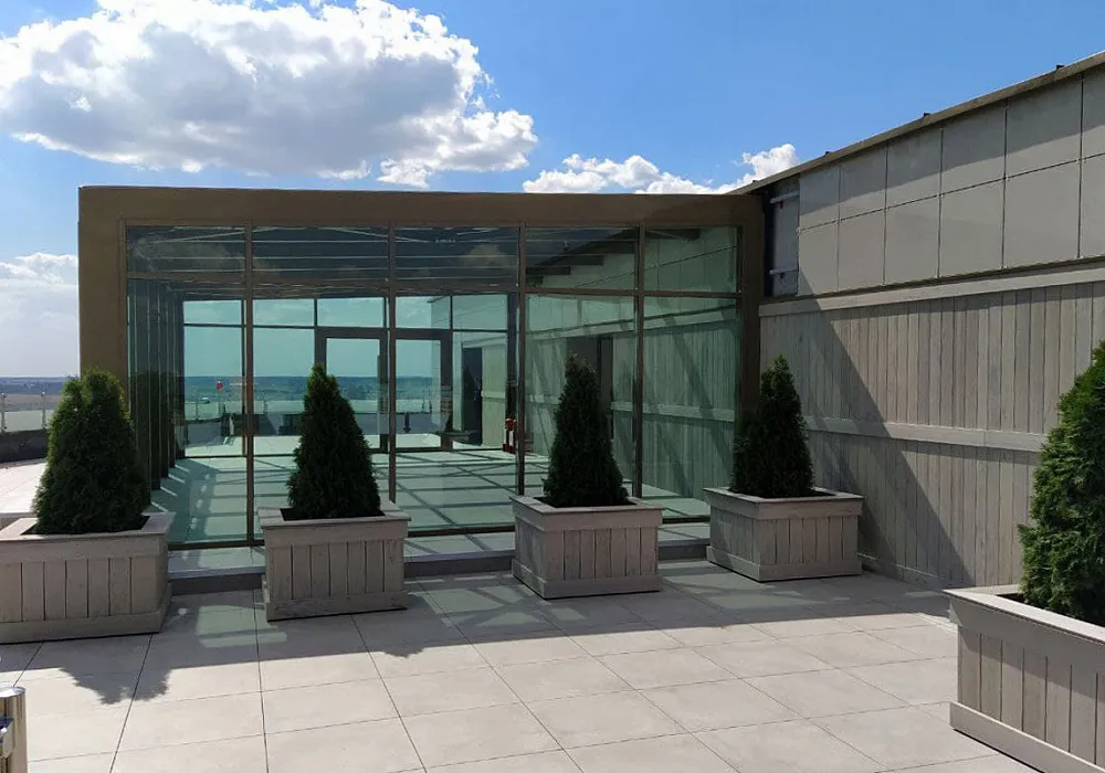 Терраса на эксплуатируемой кровле Терраса на эксплуатируемой кровле