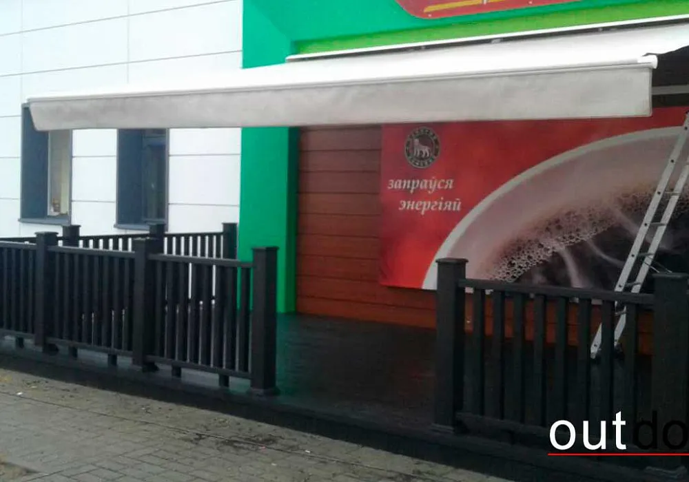 Терраса с ограждением на АЗС Терраса с ограждением на АЗС