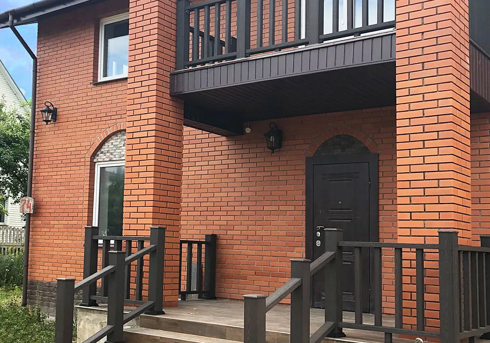 Ограждения из ДПК Outdoor в частном жилом доме Ограждения из ДПК Outdoor в частном жилом доме