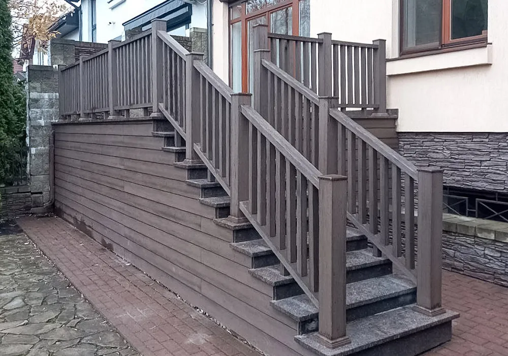 Ограждения и фасадная часть террасы Ограждения и фасадная часть террасы